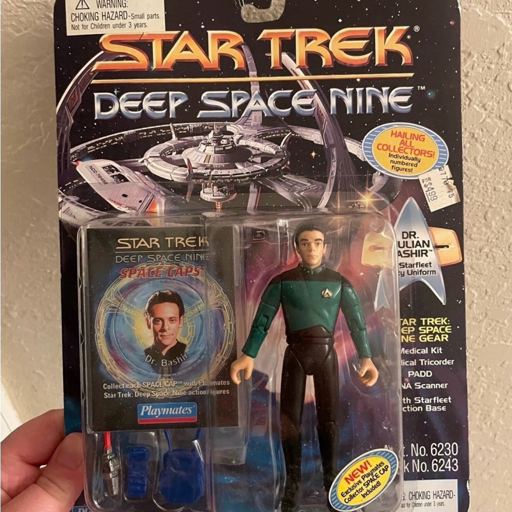 Star Trek Deep Space Nine Dr. Bashir Action Figure FACTORY SEALED!!